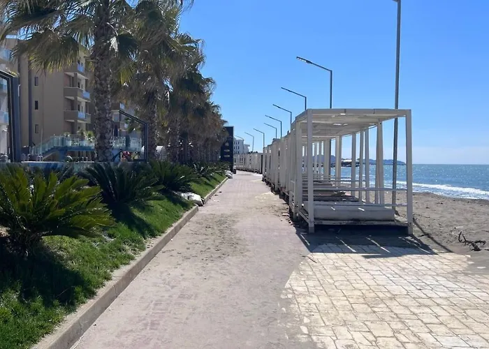 Апартаменты Sunset Seaview 305